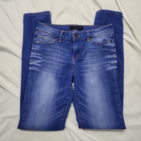 Celebrity Pink Girl Jeans.  Size 16. - Picture 3 of 6